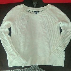 American Eagle Knitted Sweater